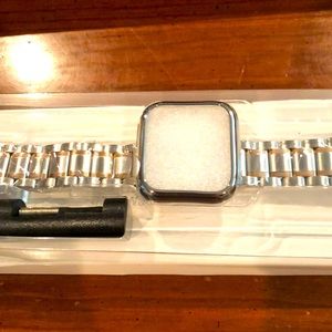 NWT Stainless Steel Apple Watch Band and Charger